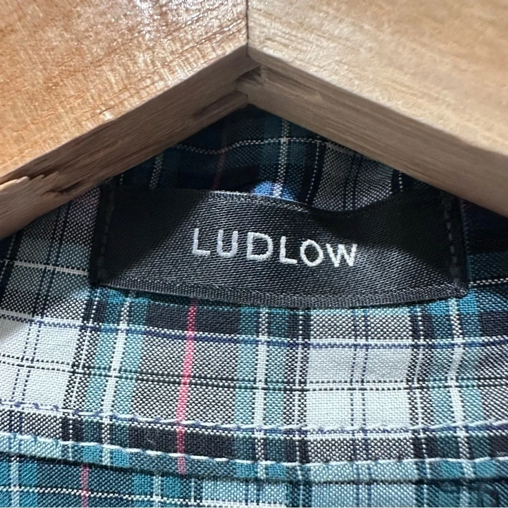 J.Crew men’s Ludlow collared button down plaid green blue medium